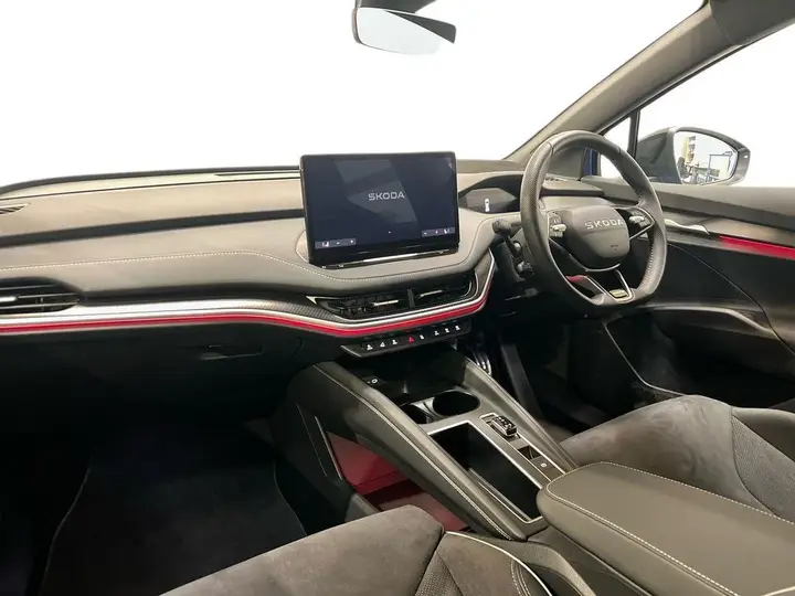 Skoda Enyaq 2026 photo 2