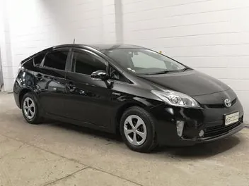 Toyota Prius 2015 photo 2