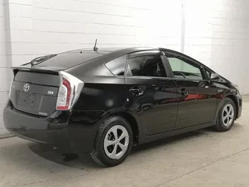 Toyota Prius 2015 photo 3