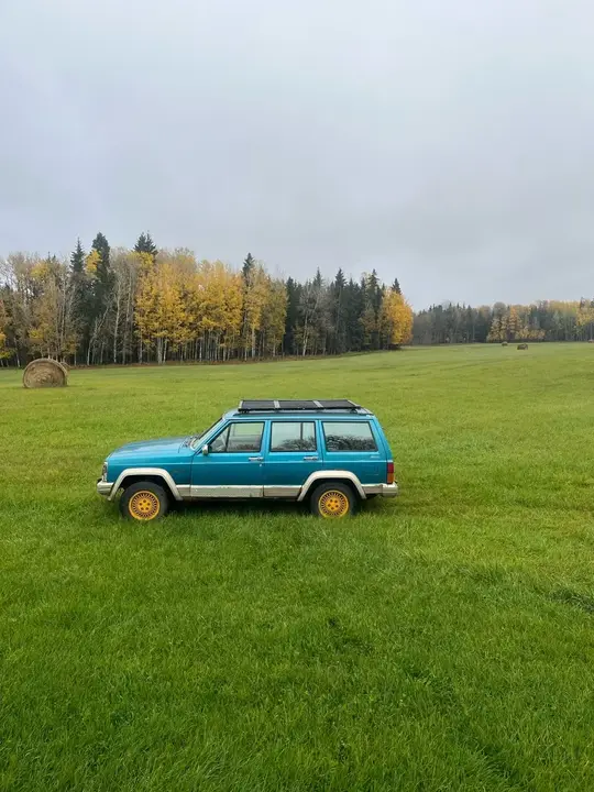 Jeep Cherokee 1993 photo 2