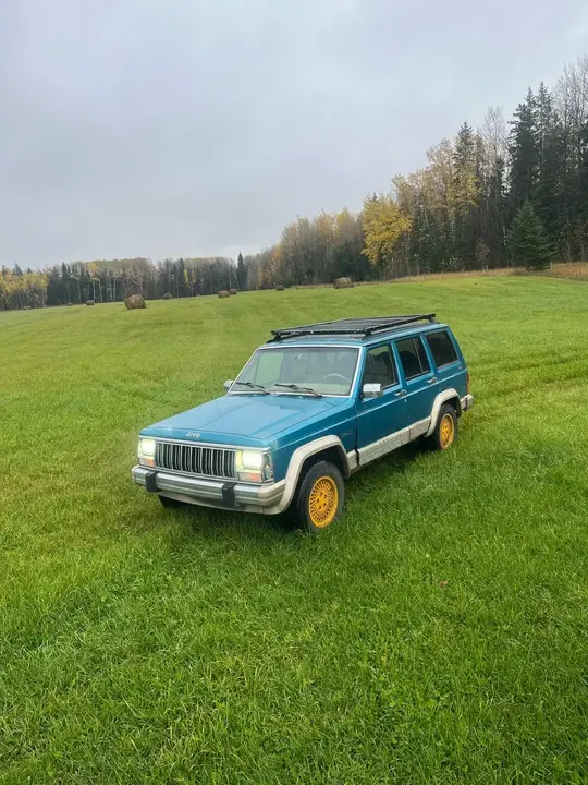 Jeep Cherokee 1993 photo 3