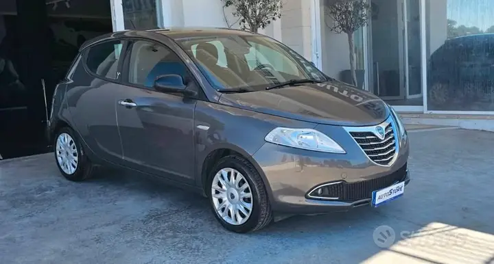 Lancia Ypsilon 2011 photo 3