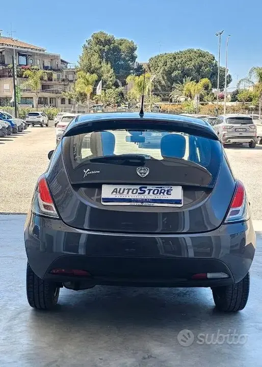 Lancia Ypsilon 2011 photo 5