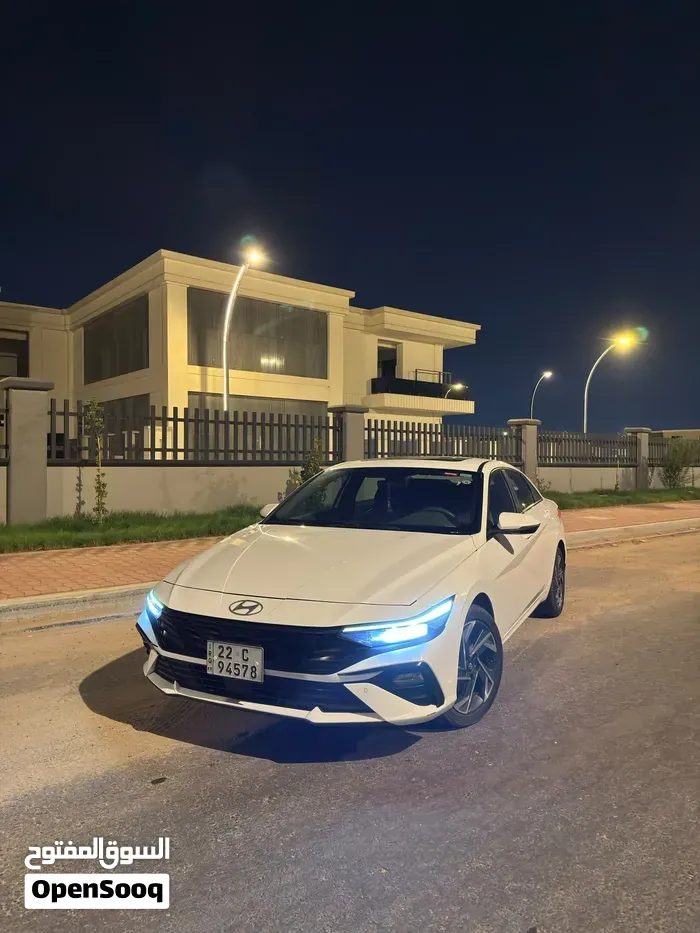 Hyundai Elantra 2024 photo 3
