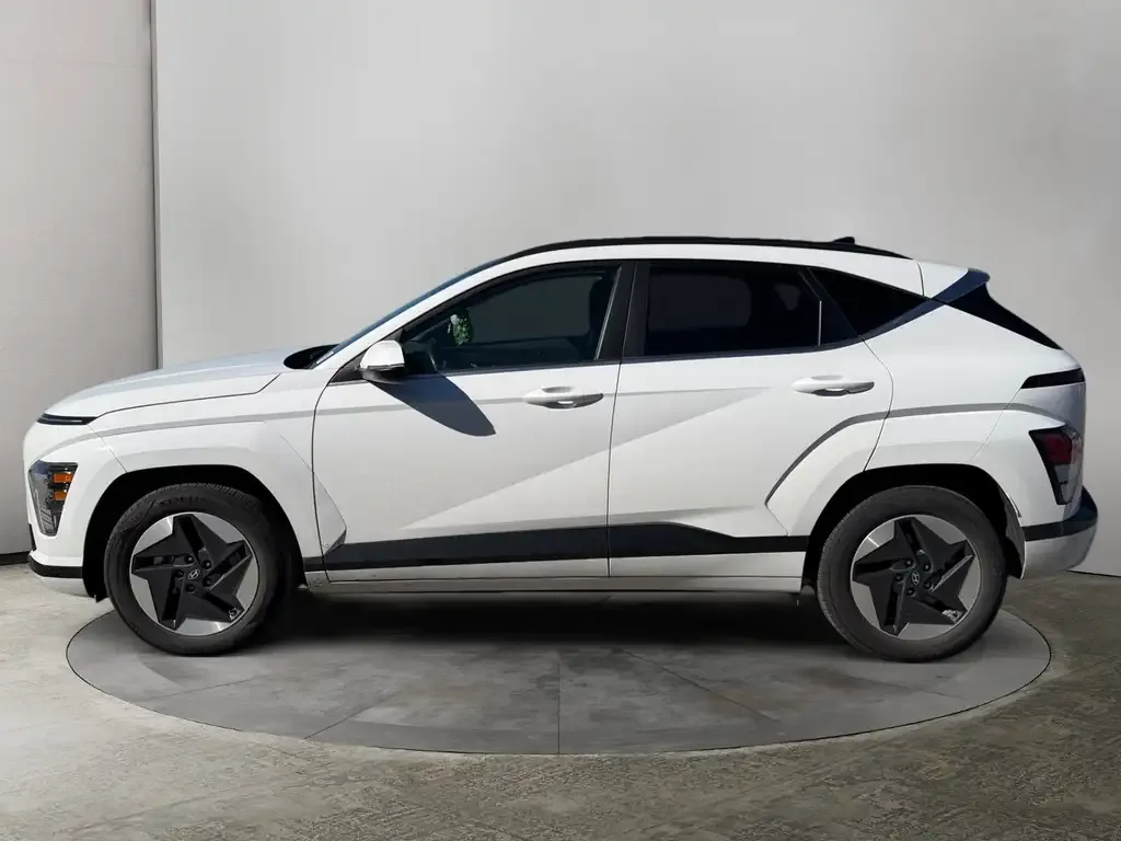 Hyundai Kona 2025 photo 2