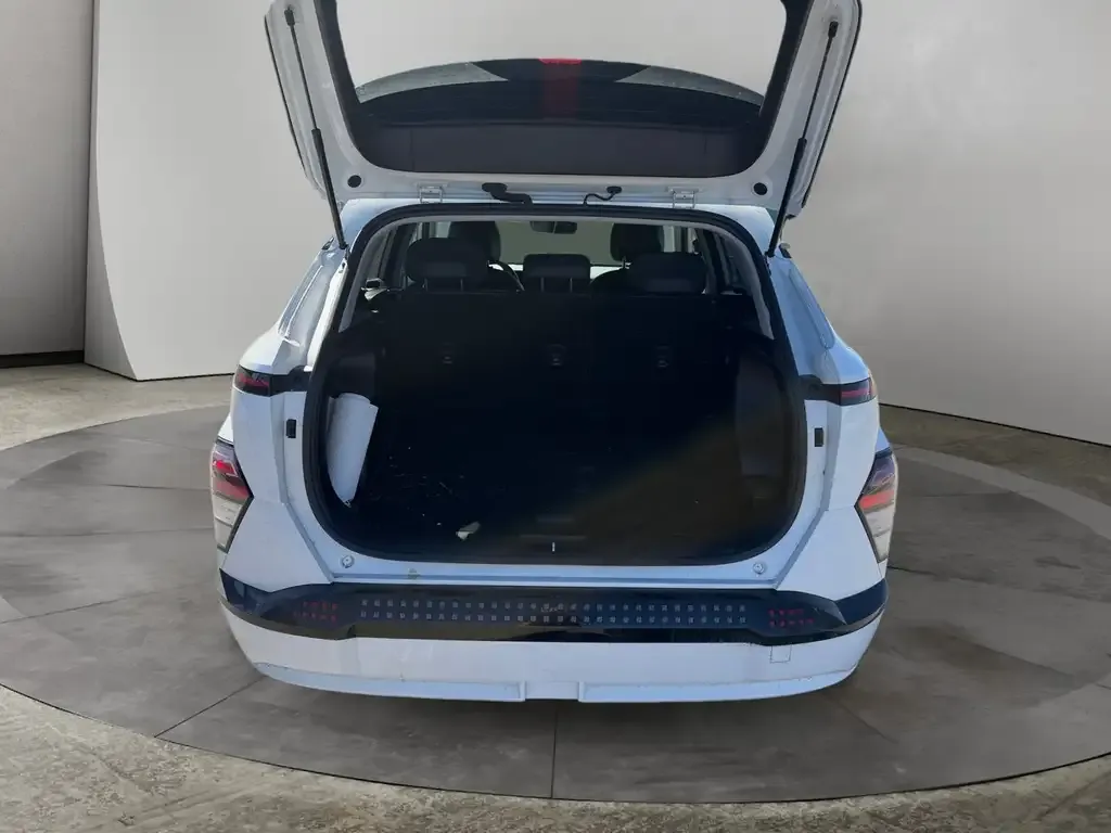Hyundai Kona 2025 photo 5
