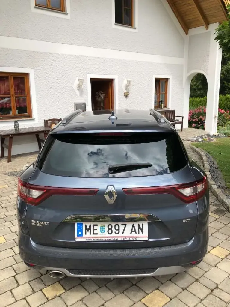 Renault Mégane 2018 photo 3