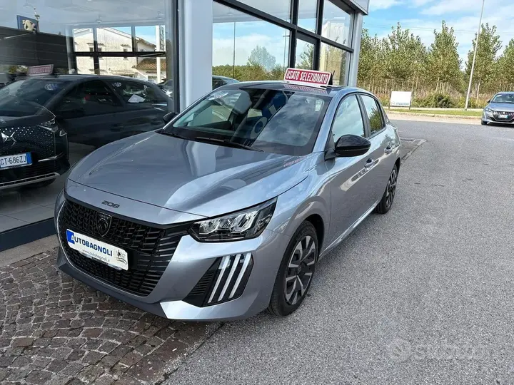Peugeot 208