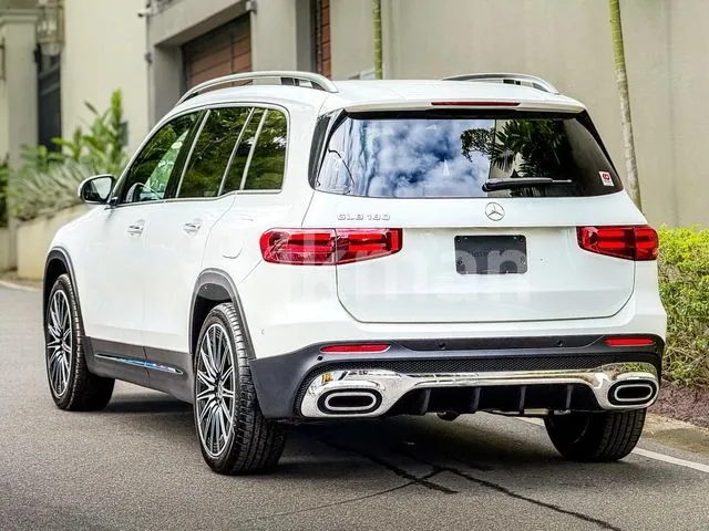Mercedes-Benz Glb 2025 photo 3