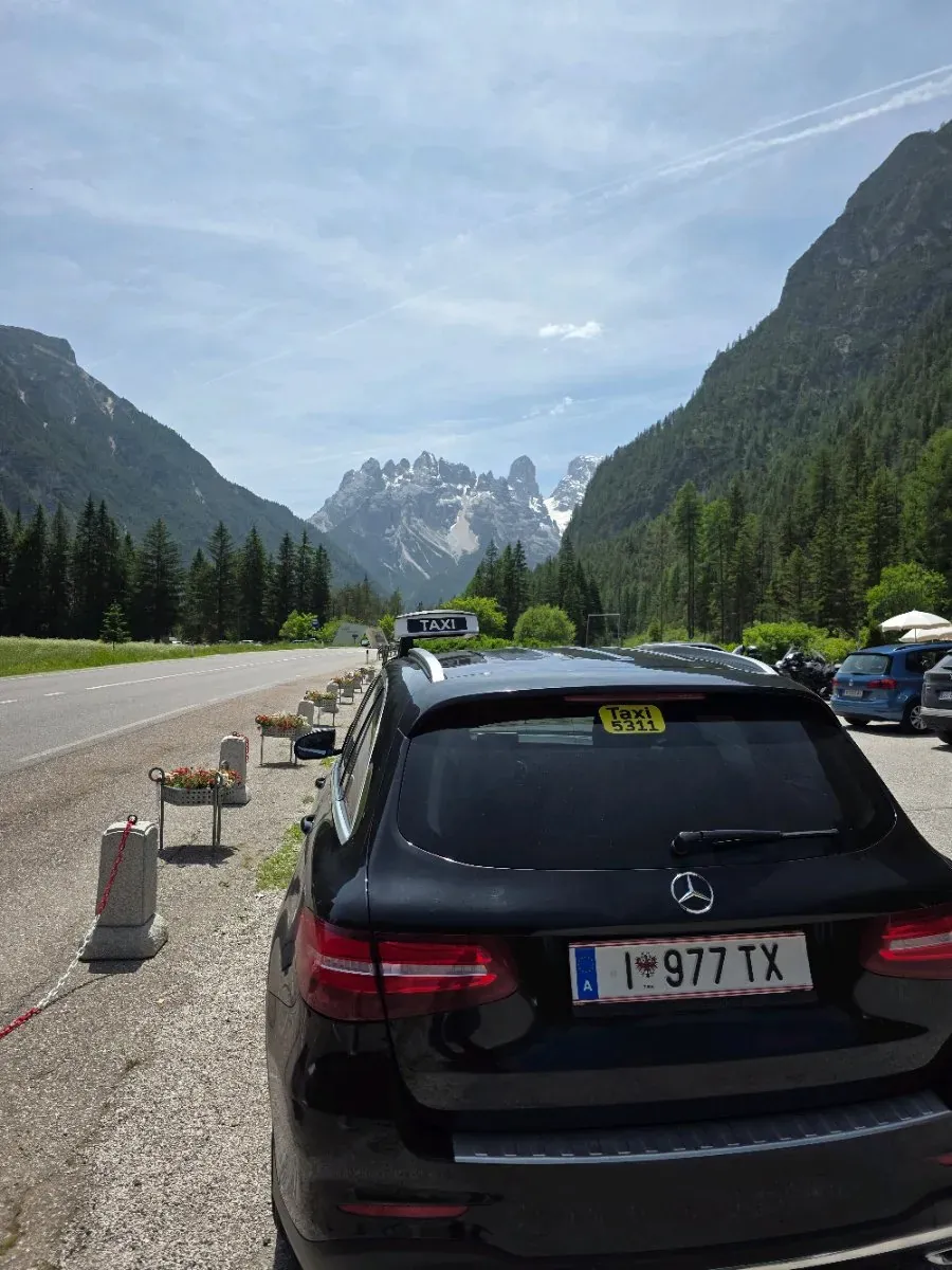 Mercedes-Benz Glc-Class 2018 photo 2