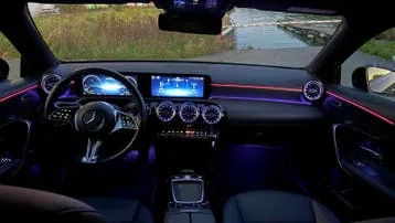 Mercedes-Benz A250E
