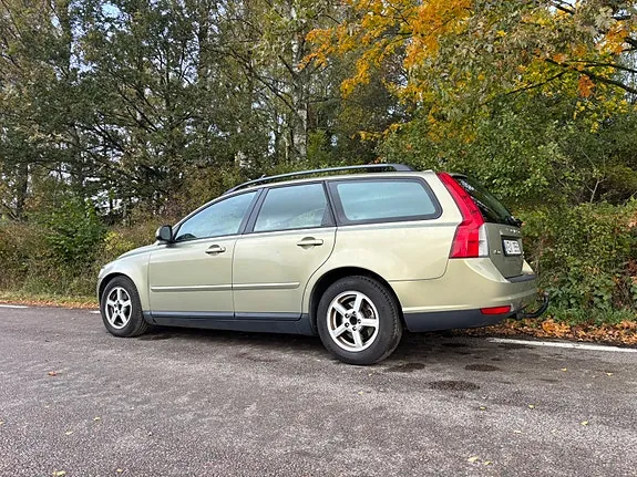 Volvo V50 2010 photo 5