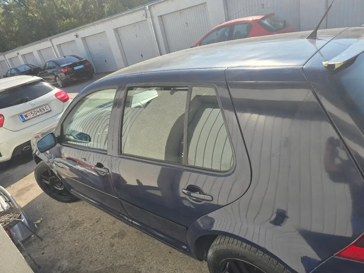 Volkswagen Golf 1998 photo 3