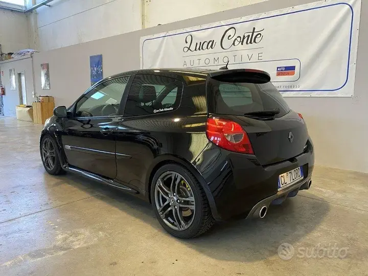 Renault Clio 2011 photo 4