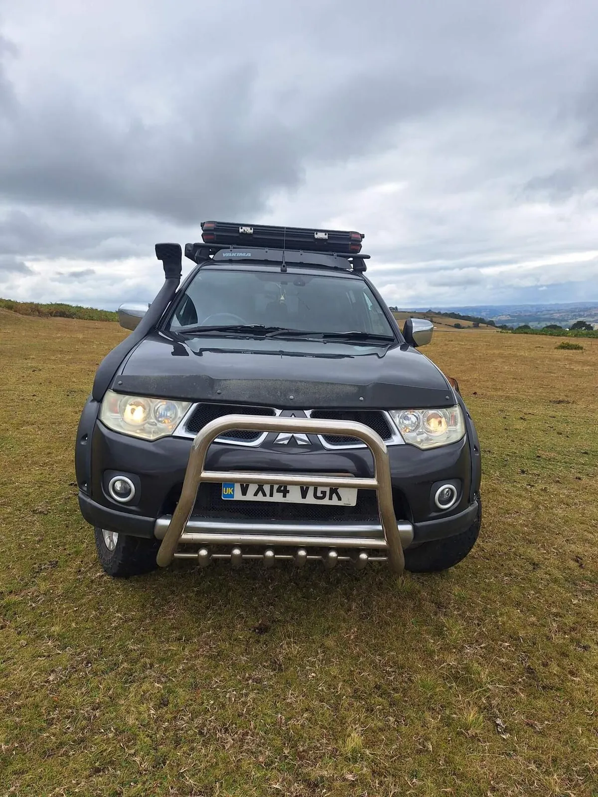 Mitsubishi L200 2014 photo 2