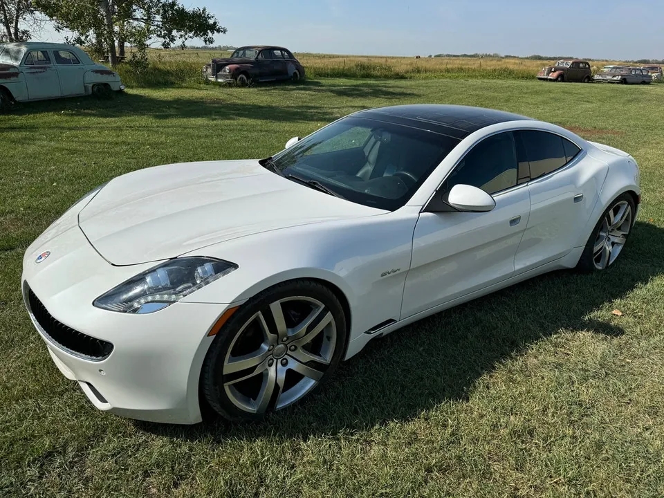 Fisker Karma 2012 photo 2