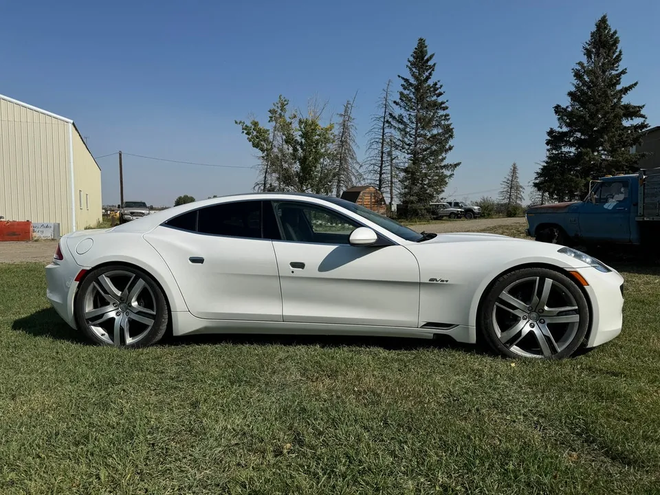 Fisker Karma 2012 photo 3