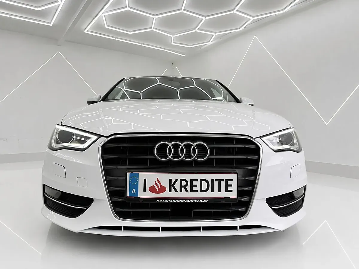Audi A3 2014 photo 2