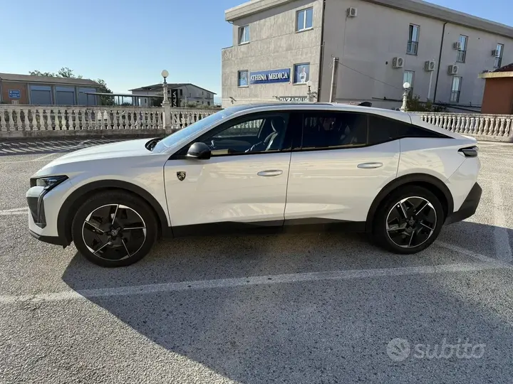 Peugeot 408 2023 photo 2