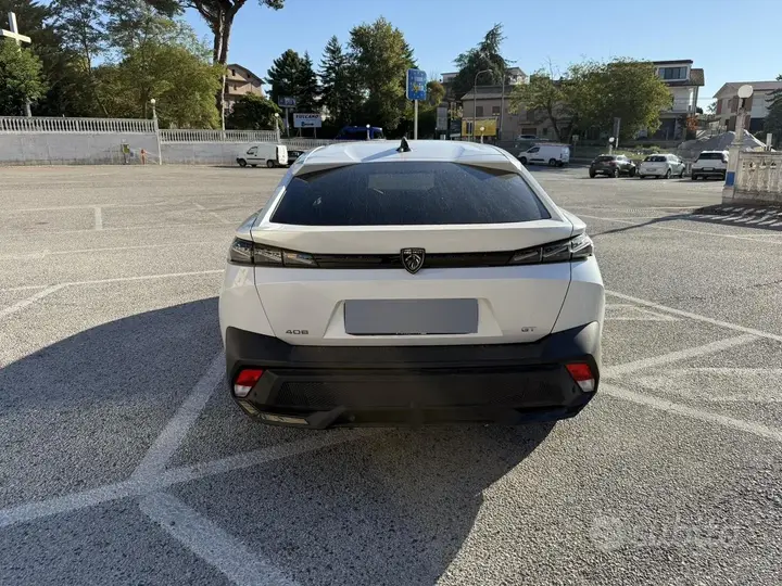 Peugeot 408 2023 photo 4