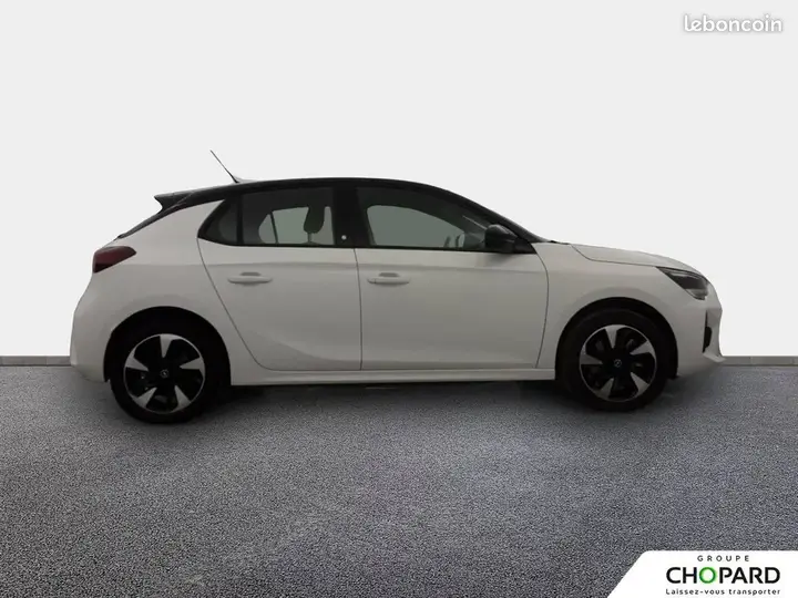 Opel Corsa 2023 photo 4