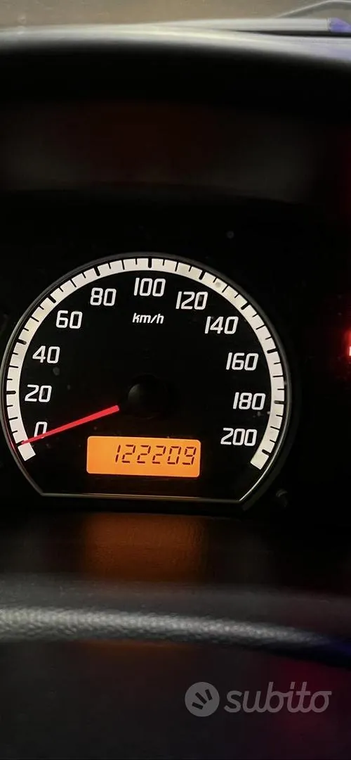 Suzuki Swift 2008 photo 5