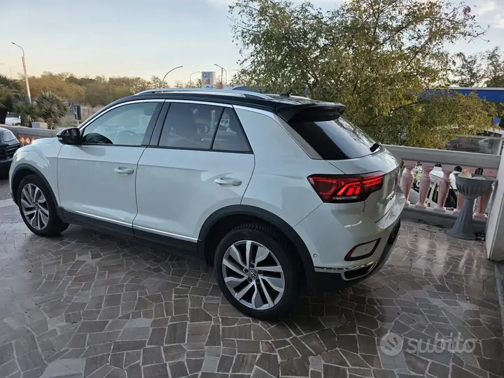 Volkswagen T-Roc 2023 photo 5
