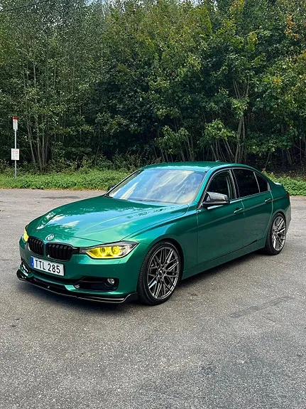 BMW 328I