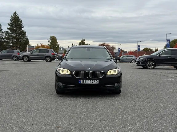 BMW 520D 2011 photo 2