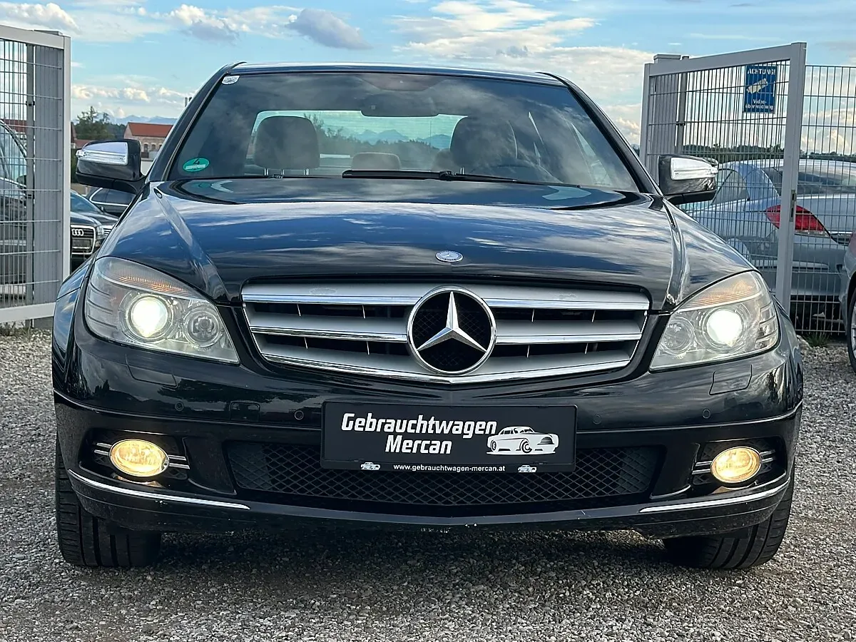 Mercedes-Benz C-Class 2007 photo 2