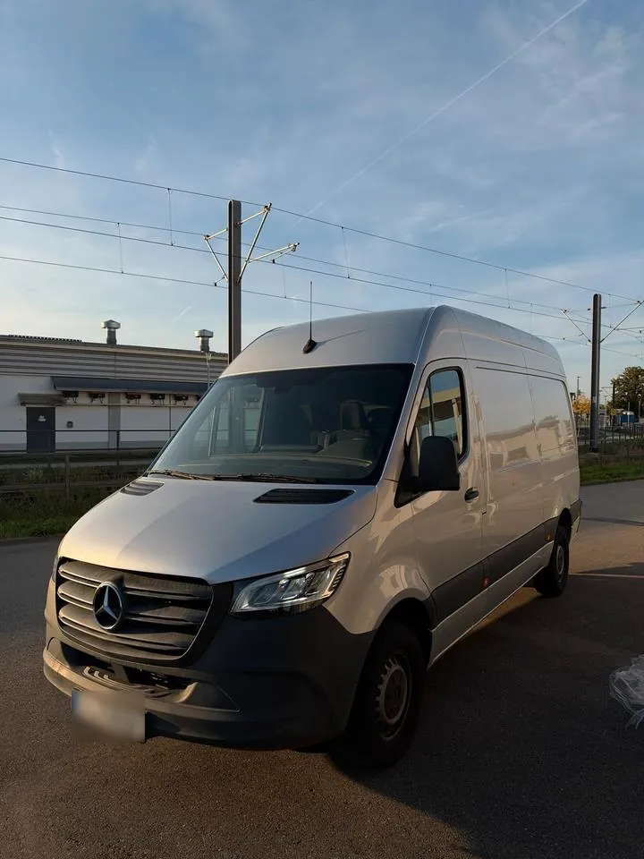 Mercedes-Benz Sprinter