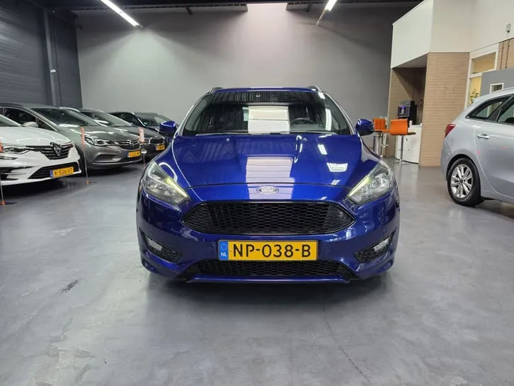 Ford Focus 2017 photo 3