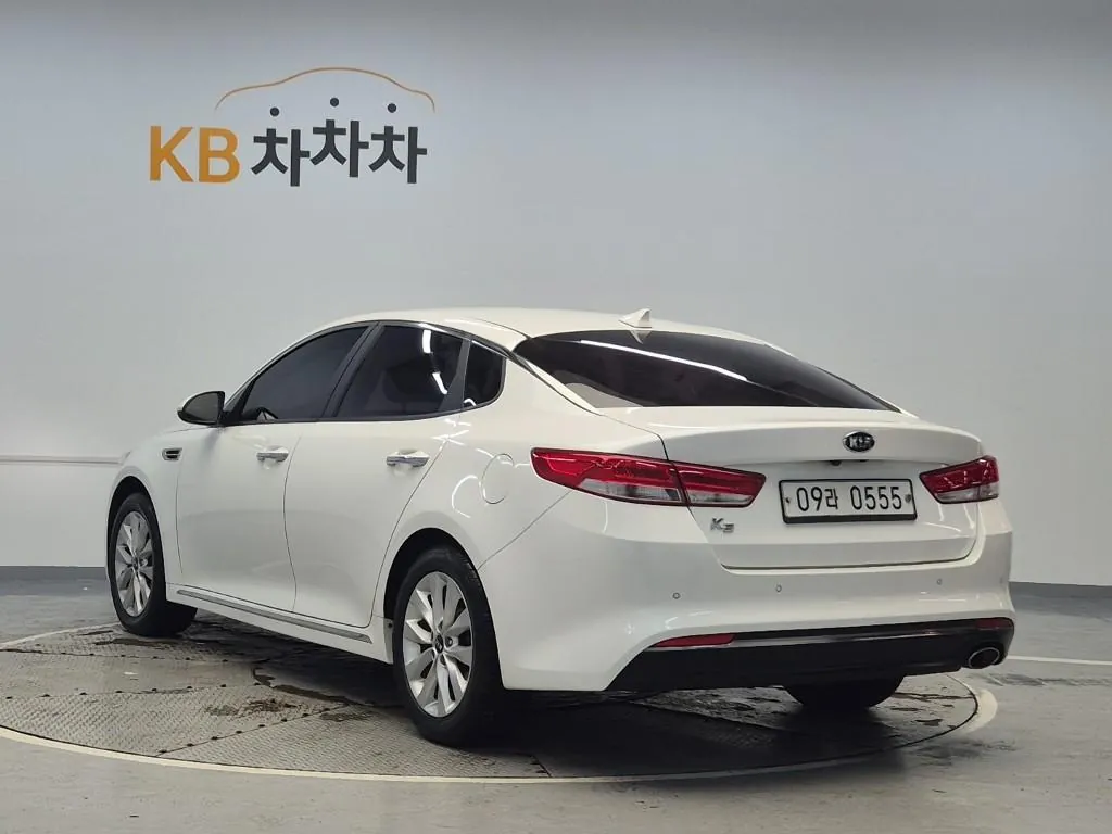 Kia K5 2016 photo 2