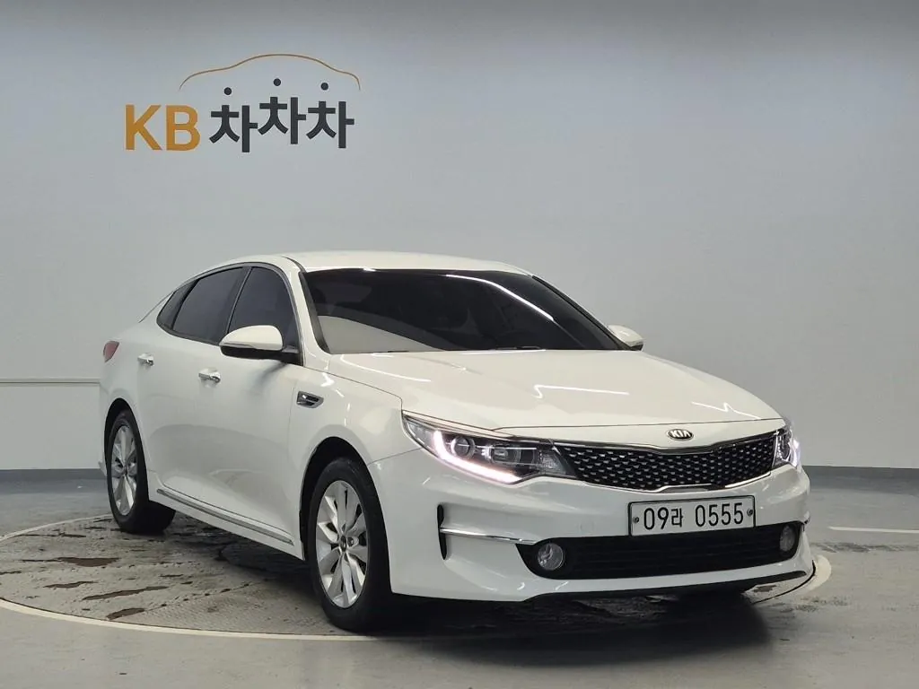 Kia K5 2016 photo 4