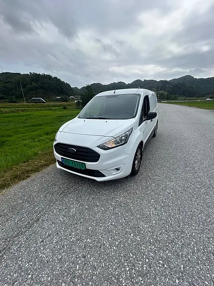 Ford Connect 2022 photo 2