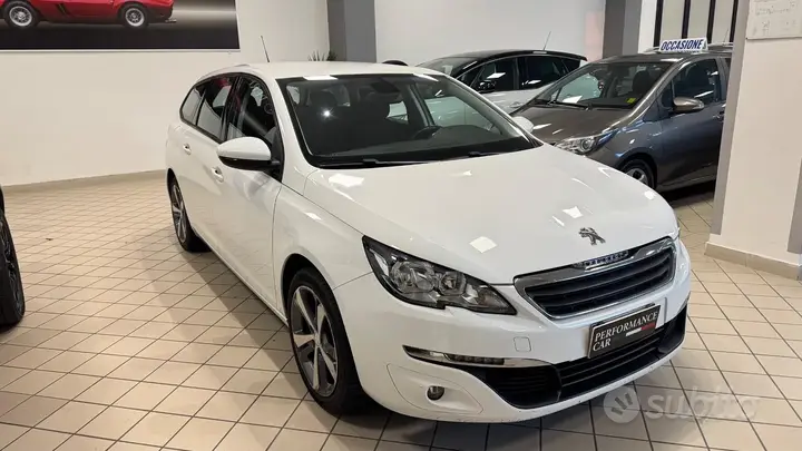Peugeot 308 2015 photo 3