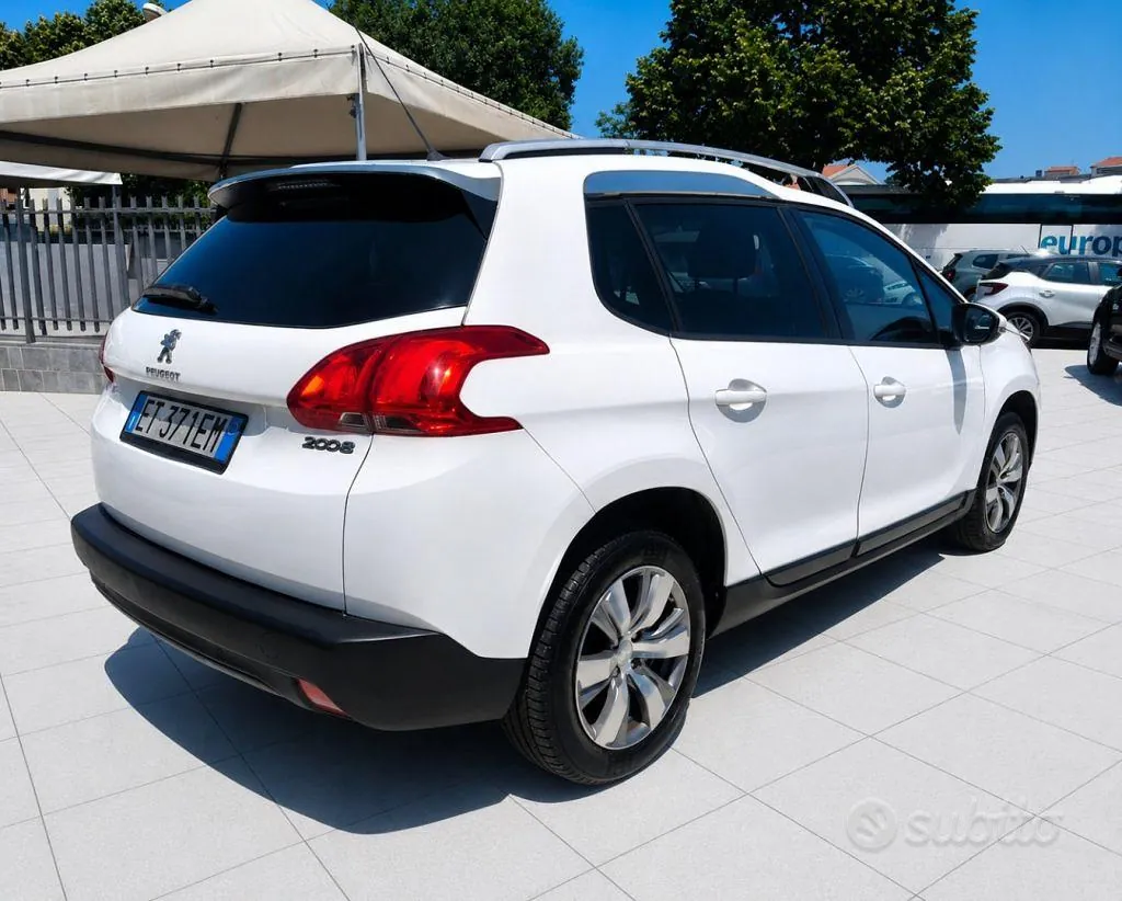 Peugeot 2008 2013 photo 3