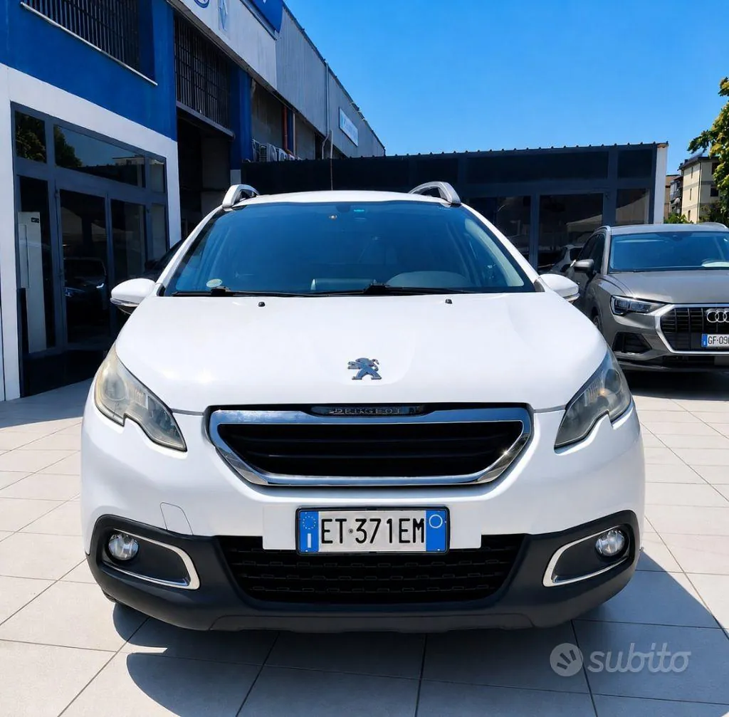 Peugeot 2008 2013 photo 2