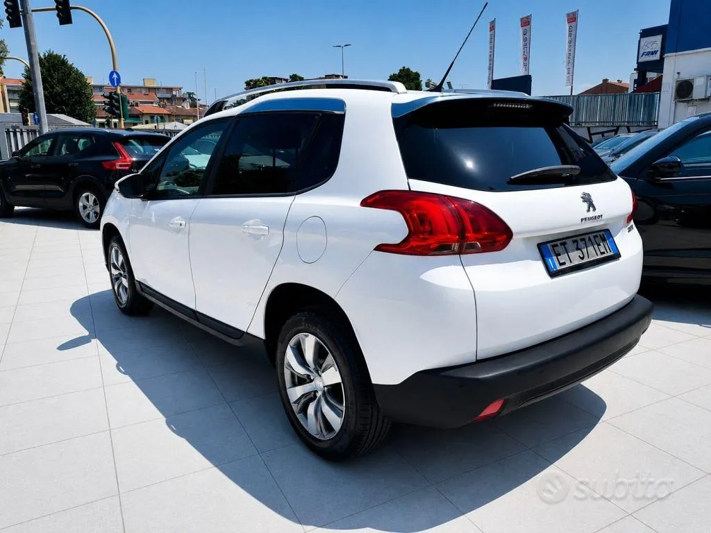 Peugeot 2008 2013 photo 5