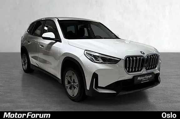 BMW Ix1 2024 photo 3