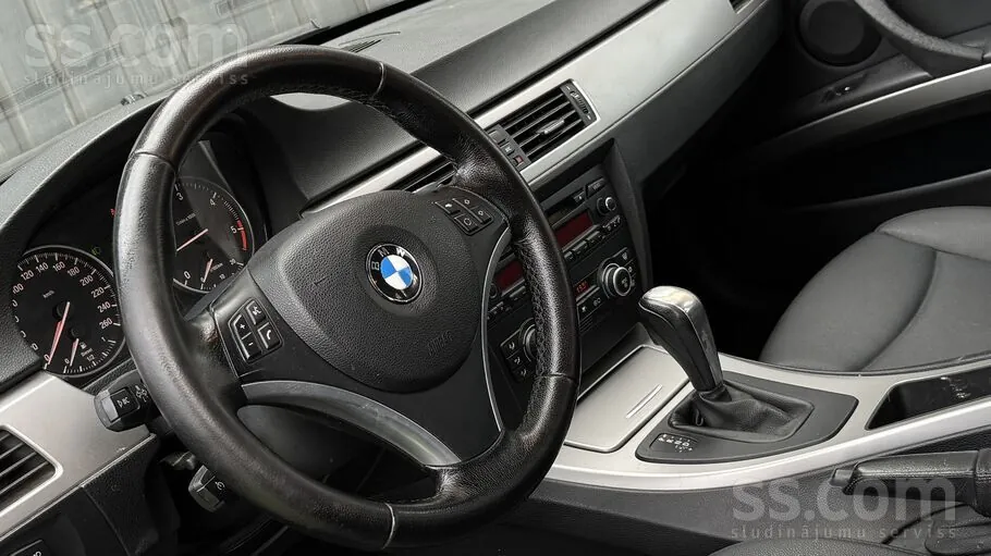 BMW 320 2008 photo 5
