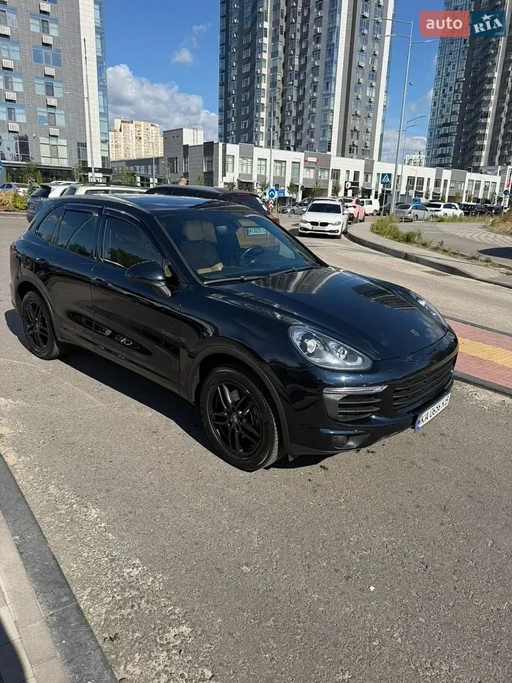 Porsche Cayenne 2017 photo 2
