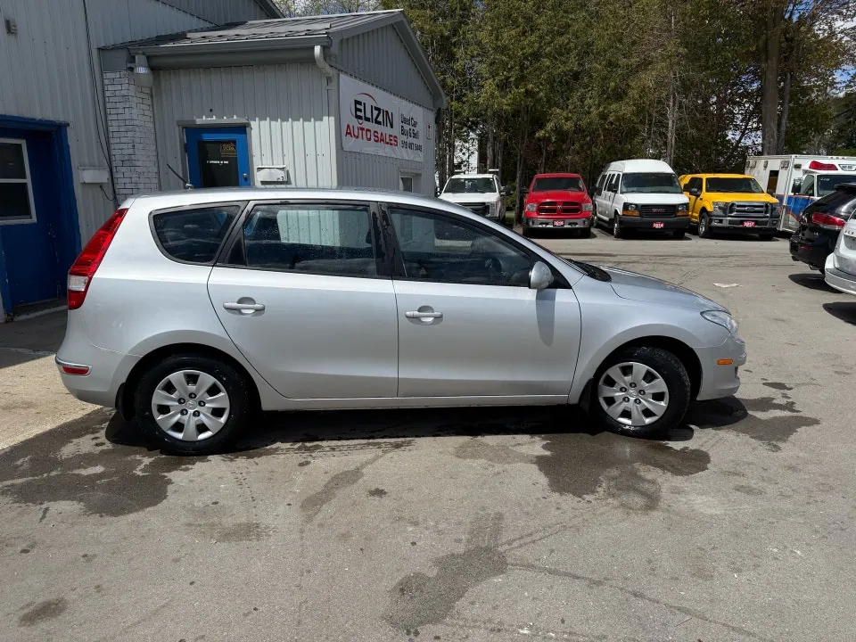 Hyundai Elantra 2012 photo 4