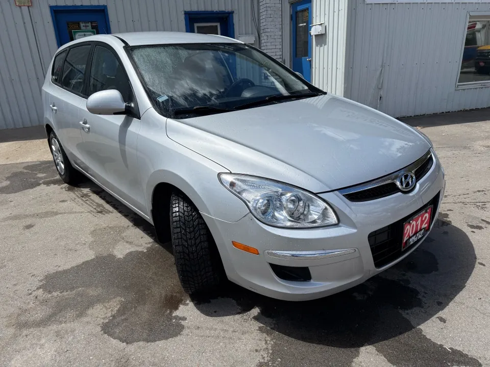 Hyundai Elantra 2012 photo 3