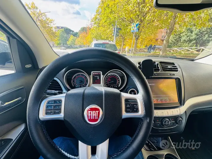 Fiat Freemont 2013 photo 4