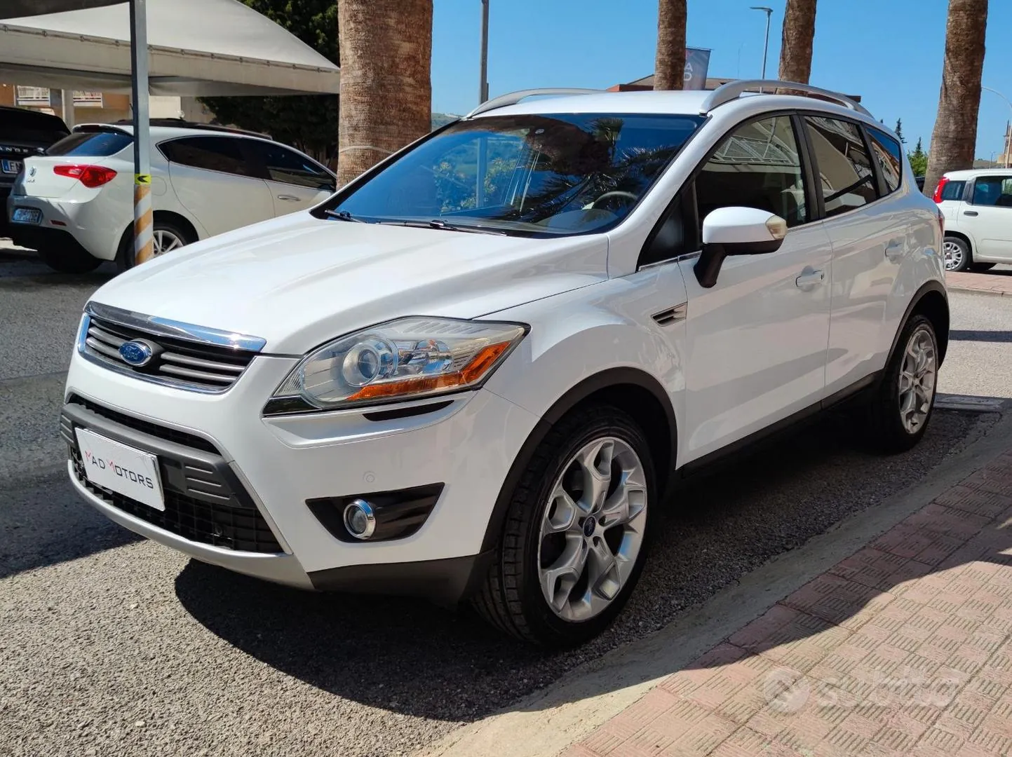 Ford Kuga 2010 photo 3