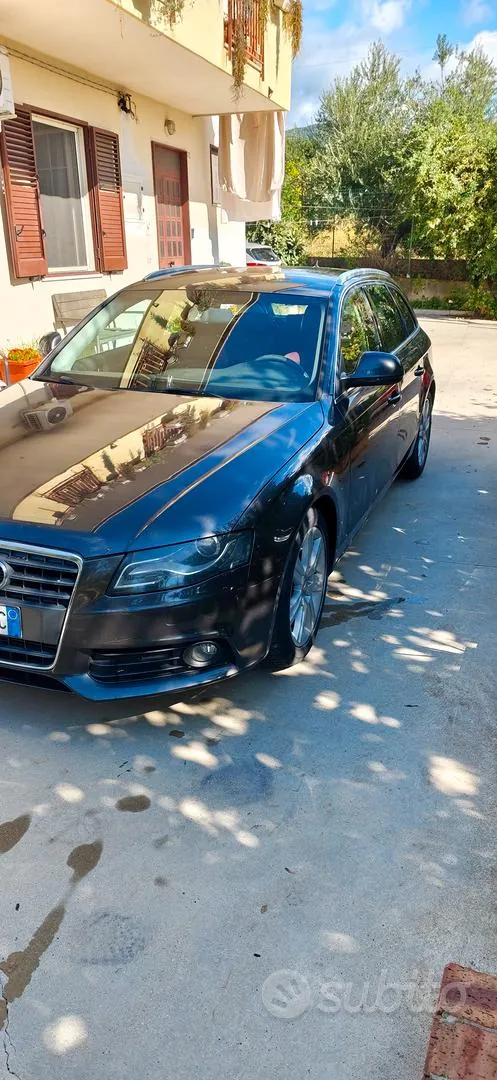Audi A4 2010 photo 5