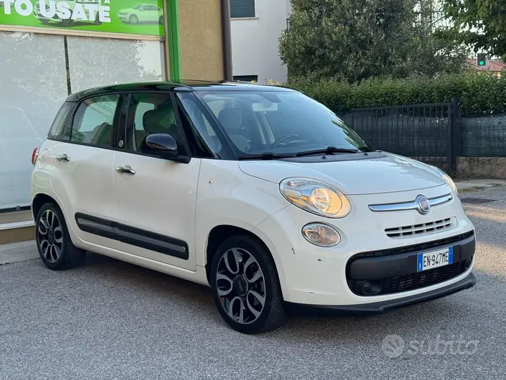 Fiat 500L 2012 photo 3