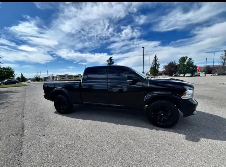 Dodge Ram 1500 2013 photo 2