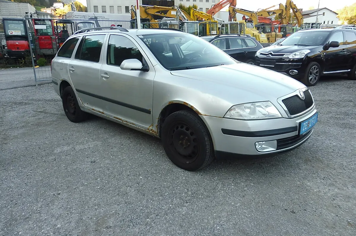 Skoda Octavia 2005 photo 2